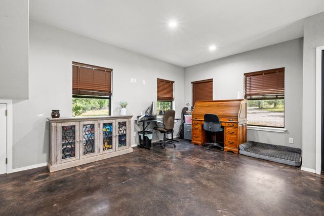 146 Julie Drive, Mineral Wells, TX 76067