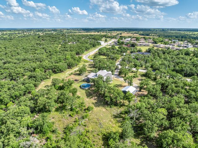 146 Julie Drive, Mineral Wells, TX 76067
