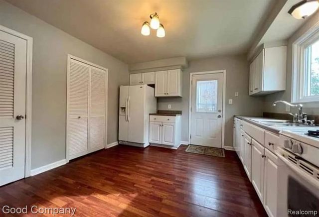 1509 S Campbell Road, Royal Oak, MI 48067