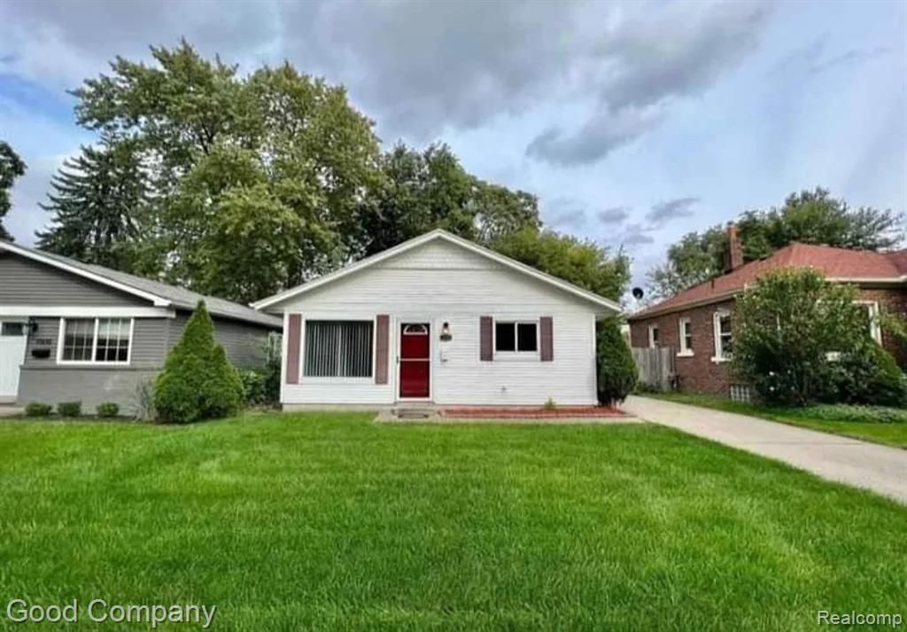 1509 S Campbell Road, Royal Oak, MI 48067