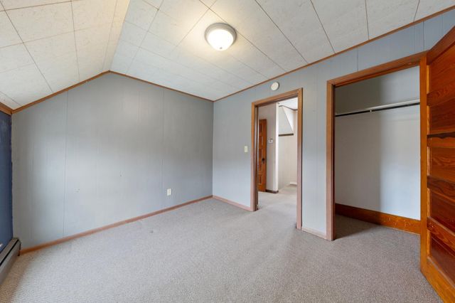 118 1st Street SW, Faribault, MN 55021