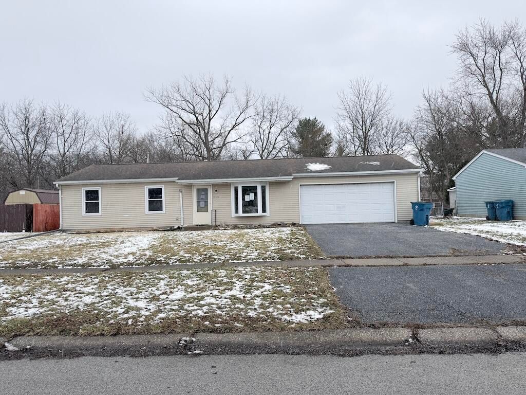 17329 Sequoia Avenue, Lowell, IN 46356