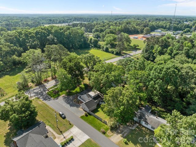 319 N Central Avenue, Locust, NC 28097