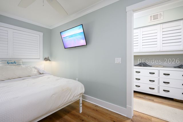 40 Folly Field Rd Apt A229, Hilton Head Island, SC 29928