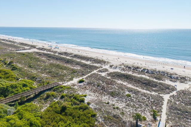 40 Folly Field Rd Apt A229, Hilton Head Island, SC 29928