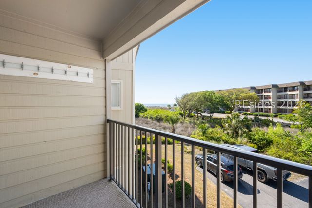 40 Folly Field Rd Apt A229, Hilton Head Island, SC 29928