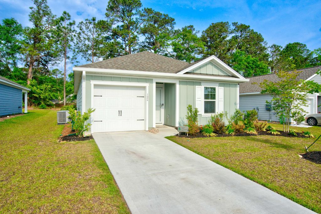 126 Congaree Court, Santee, SC 29142