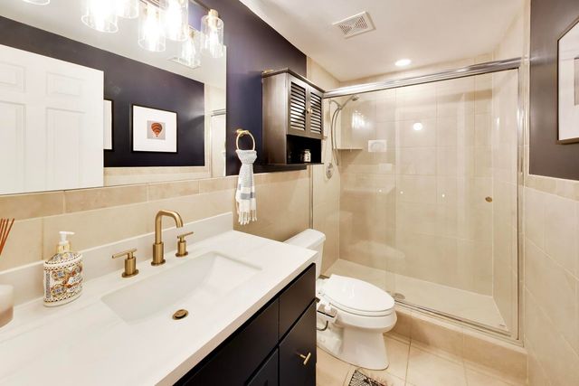 2303 W Chicago Avenue 1, Chicago, IL 60622