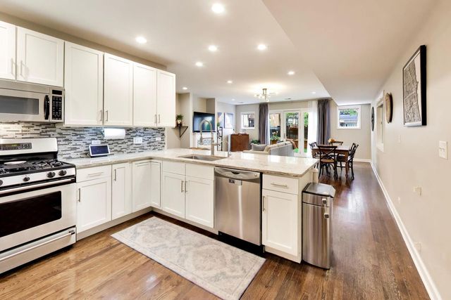 2303 W Chicago Avenue 1, Chicago, IL 60622