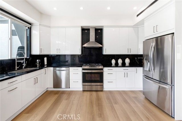 2031 N Pass Ave, Burbank, CA 91505