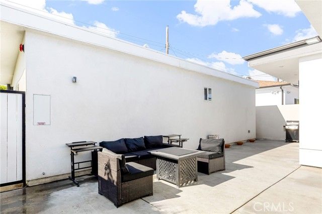 2031 N Pass Ave, Burbank, CA 91505