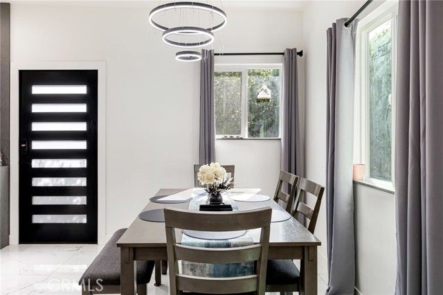 2031 N Pass Ave, Burbank, CA 91505