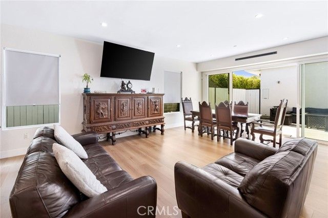 2031 N Pass Ave, Burbank, CA 91505