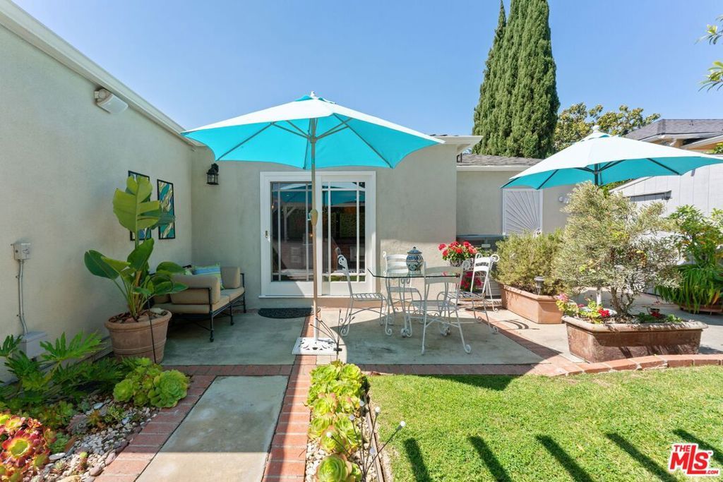 Image 34 of property listing at 5506 Summerhill Drive, Los Angeles, CA 90043
