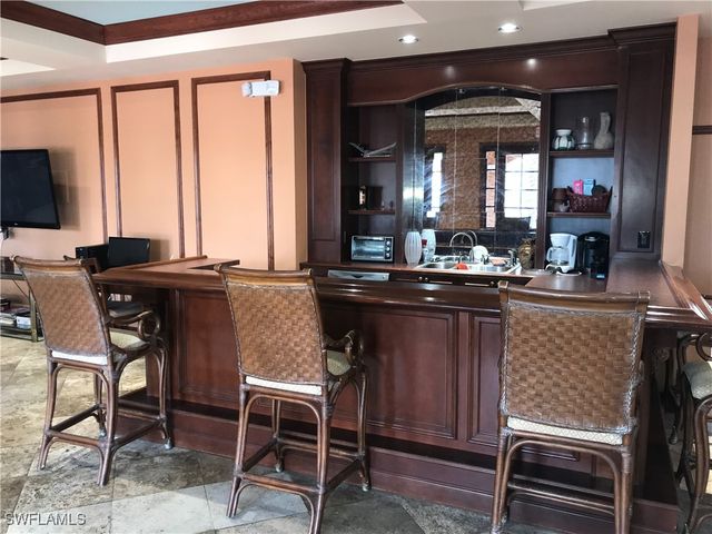 1260 Wildwood Lakes BLVD 201, Naples, FL 34104