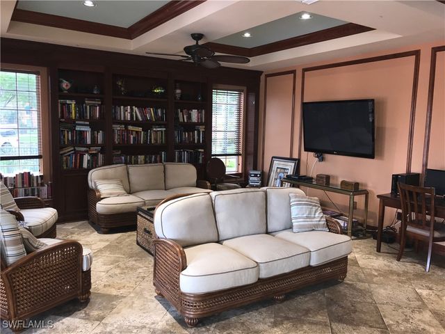 1260 Wildwood Lakes BLVD 201, Naples, FL 34104