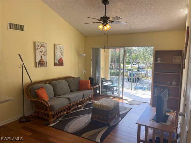 1260 Wildwood Lakes BLVD 201, Naples, FL 34104