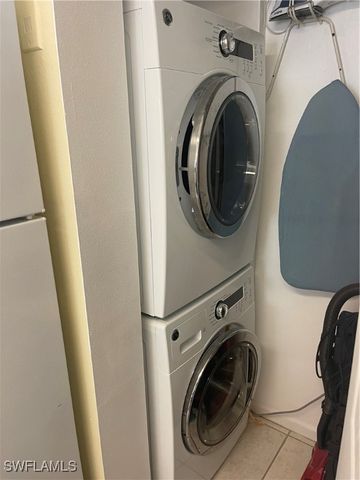 1260 Wildwood Lakes BLVD 201, Naples, FL 34104