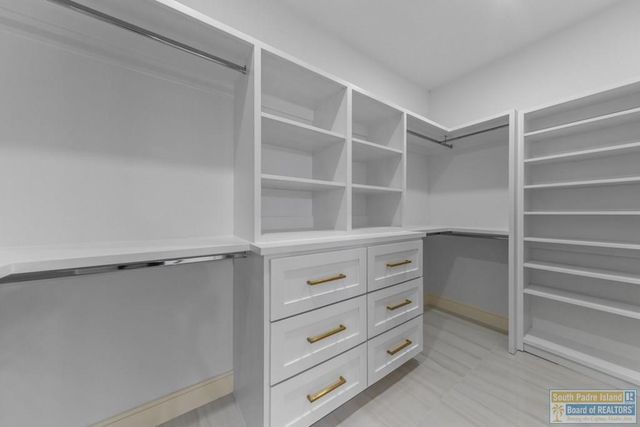 6999 Heritage Oak Dr., Brownsville, TX 78526