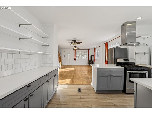 1005 Ne 72ND Ave, Portland, OR 97213