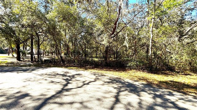 LINCOLN ROAD, Deland, FL 32724