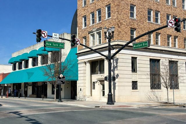 LINCOLN ROAD, Deland, FL 32724