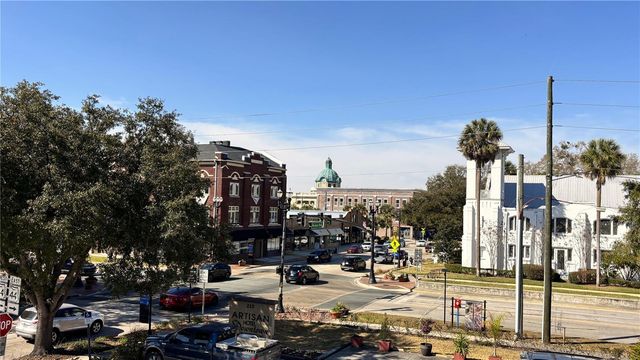 LINCOLN ROAD, Deland, FL 32724