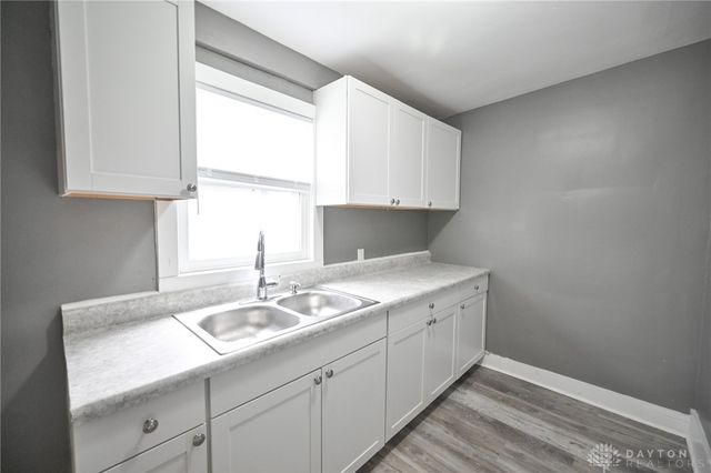 718 Summer Street, Springfield, OH 45505