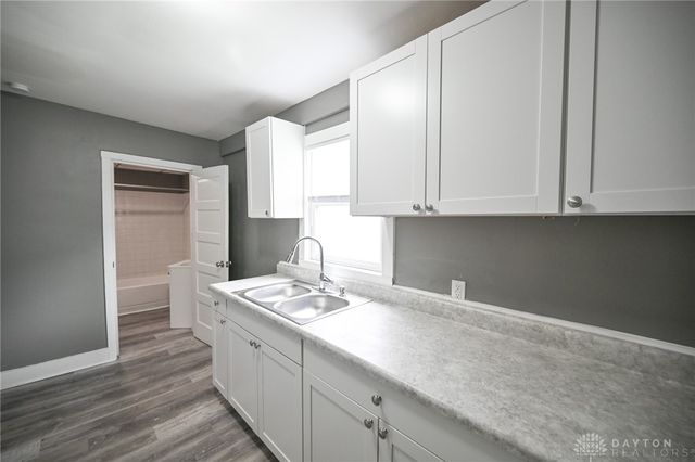 718 Summer Street, Springfield, OH 45505