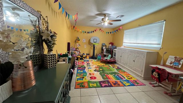 1808 Dolphin Drive, Seabrook, TX 77586