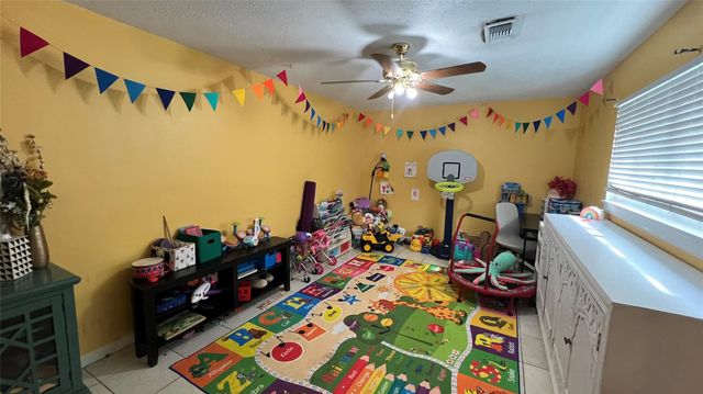 1808 Dolphin Drive, Seabrook, TX 77586