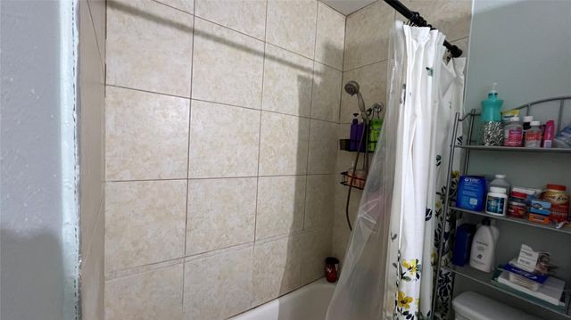 1808 Dolphin Drive, Seabrook, TX 77586