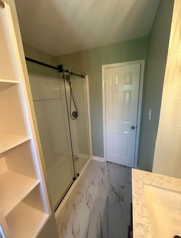 1808 Dolphin Drive, Seabrook, TX 77586