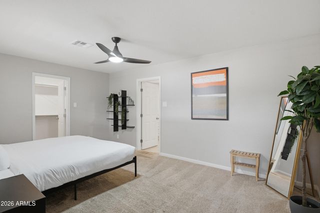 6444 E SHERIDAN Street, Scottsdale, AZ 85257