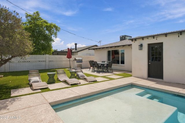6444 E SHERIDAN Street, Scottsdale, AZ 85257