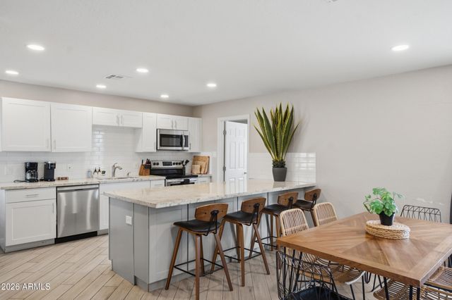 6444 E SHERIDAN Street, Scottsdale, AZ 85257