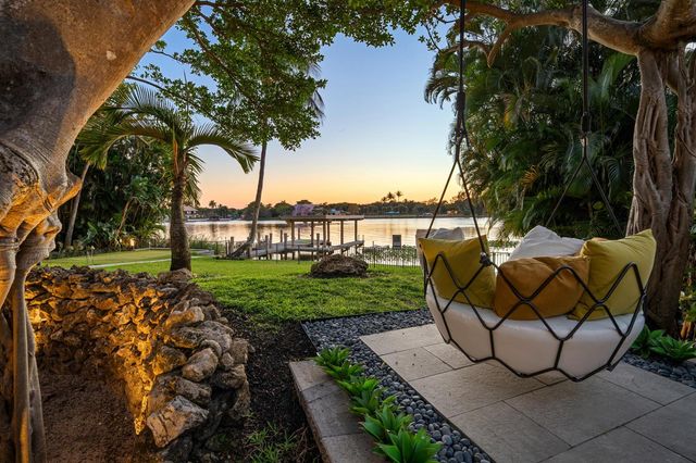 1080 Lake Drive, Delray Beach, FL 33444