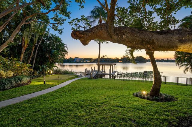 1080 Lake Drive, Delray Beach, FL 33444