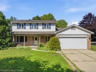 34184 Haldane Drive, Livonia, MI 48152