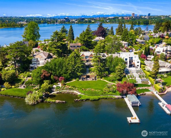 3038 E Laurelhurst Drive NE, Seattle, WA 98105