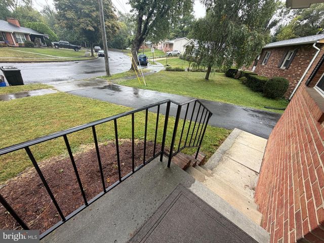 23 MONTAGUE CIR, Winchester, VA 22601