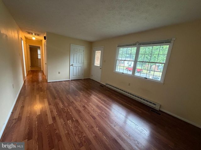 23 MONTAGUE CIR, Winchester, VA 22601
