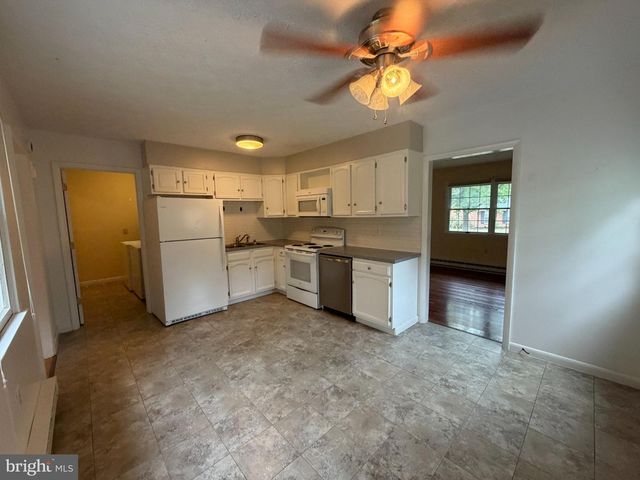 23 MONTAGUE CIR, Winchester, VA 22601