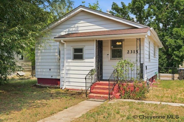 2315 BRADLEY AVE, Cheyenne, WY 82001