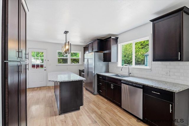 2315 BRADLEY AVE, Cheyenne, WY 82001