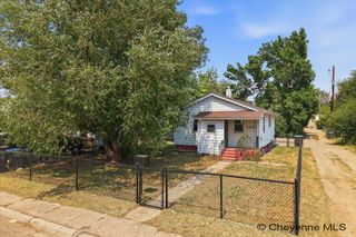 2315 BRADLEY AVE, Cheyenne, WY 82001