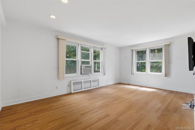 2 Winchester Avenue 1A, Yonkers, NY 10710