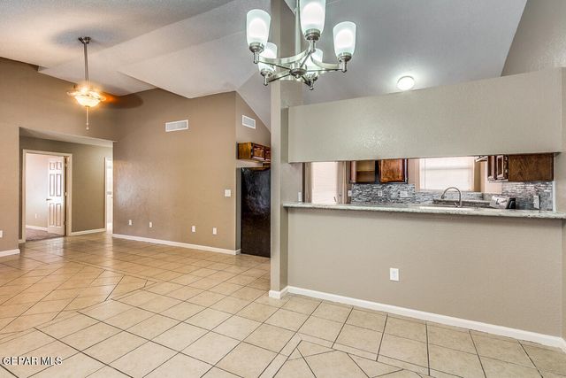 14217 THAYER PEASE Avenue, Horizon City, TX 79928