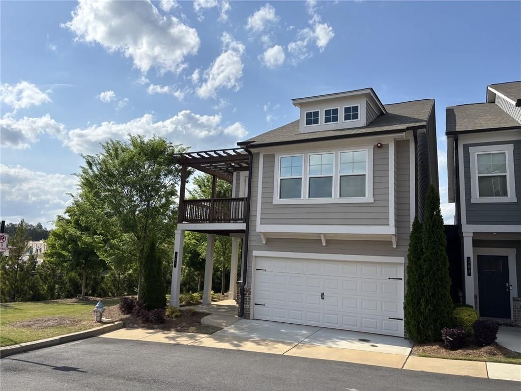 301 Hayden Circle, Woodstock, GA 30189