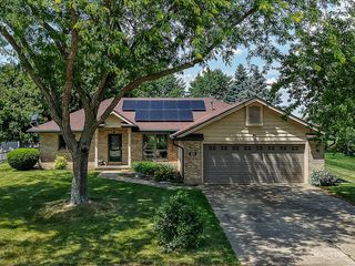 1225 Whitetail Lane, Sandwich, IL 60548